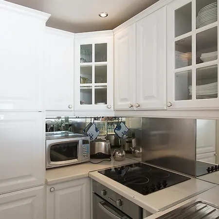 Le Soleil شقة جوان ليه باه